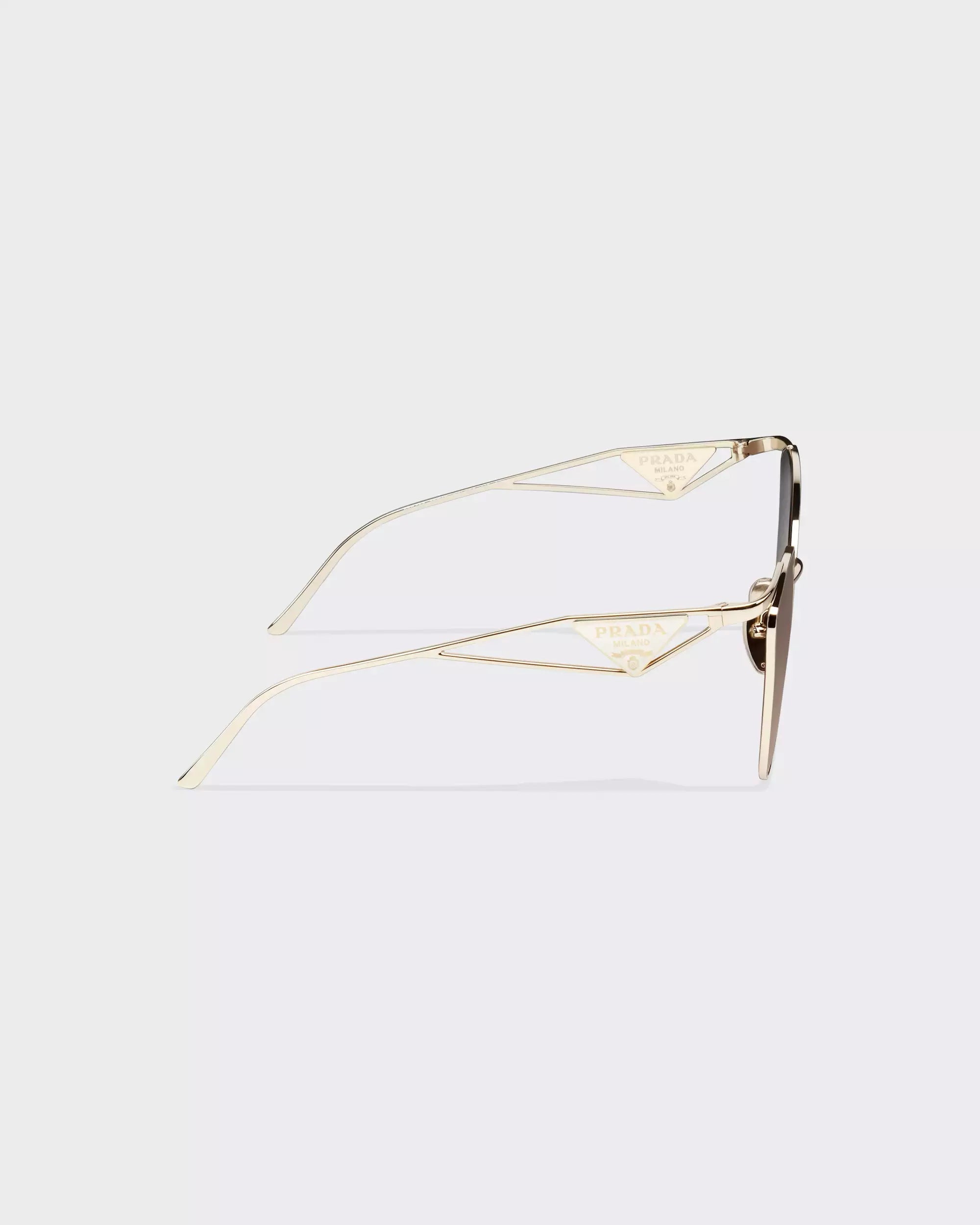 Occhiali da sole Prada - Lenti grigio antracite sfumato e beige cammeo